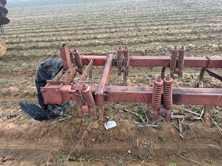 #38726-•-14'-chisel-plow-image-26