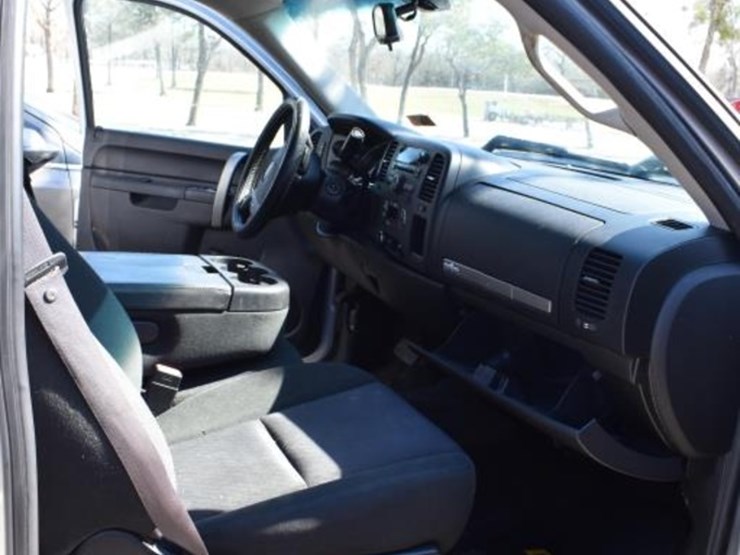 2011-gmc-1500-image-9