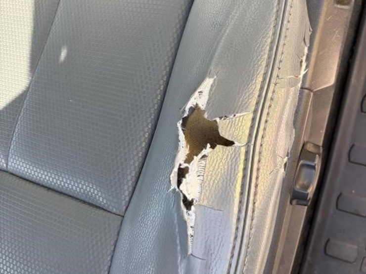 2011-ford-f250-image-18