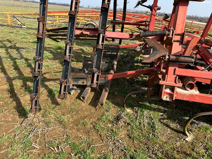 case-ih-4300-image-16