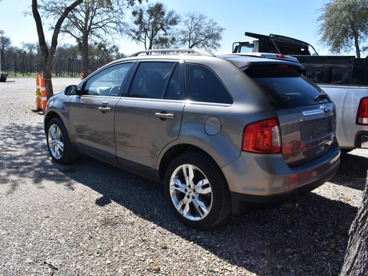 2012-ford-edge-image-4