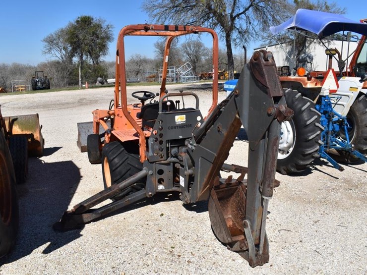 contractor-tlb-20d-tractor-w/-loader-and-backhoe-(will-not-move)-(serial-#-image-7