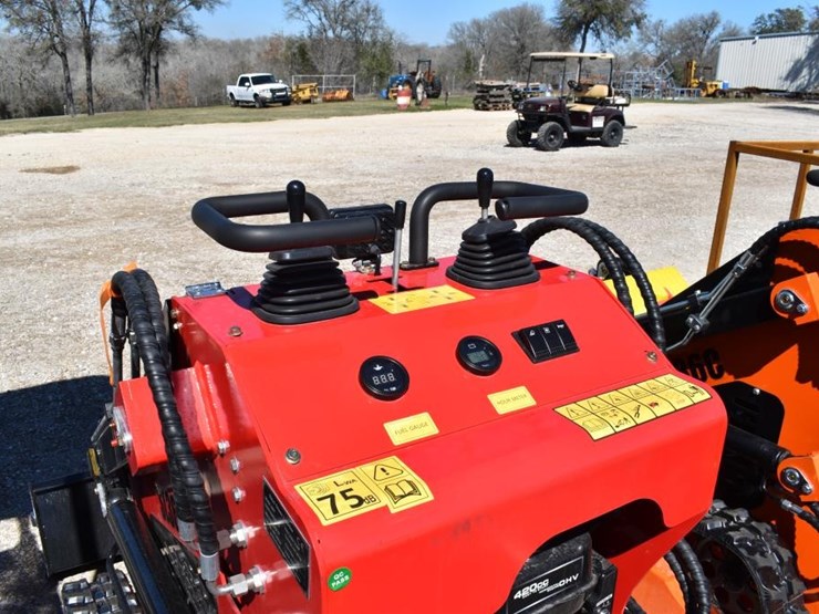 sdl-sl360t-mini-skid-steer-(serial-#-360tj260139)-image-6