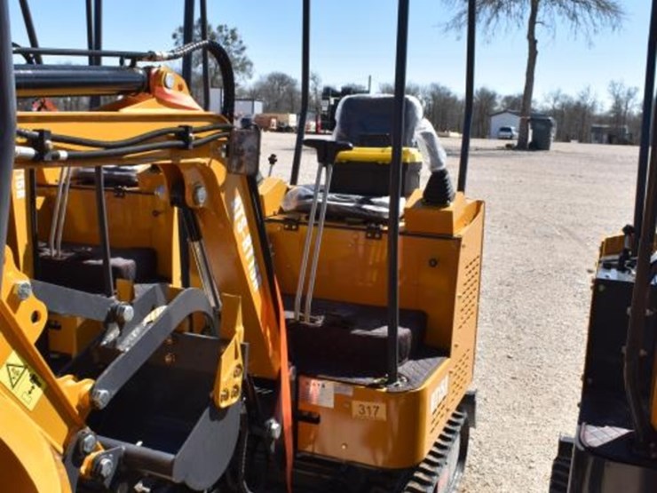 ats-rt15r-mini-excavator-(serial-#-25121634)-image-1