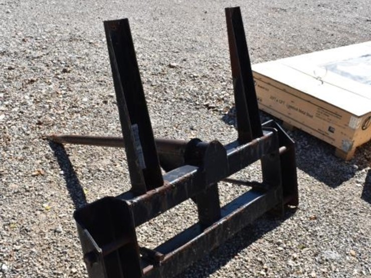 loader-hay-spear-image-2