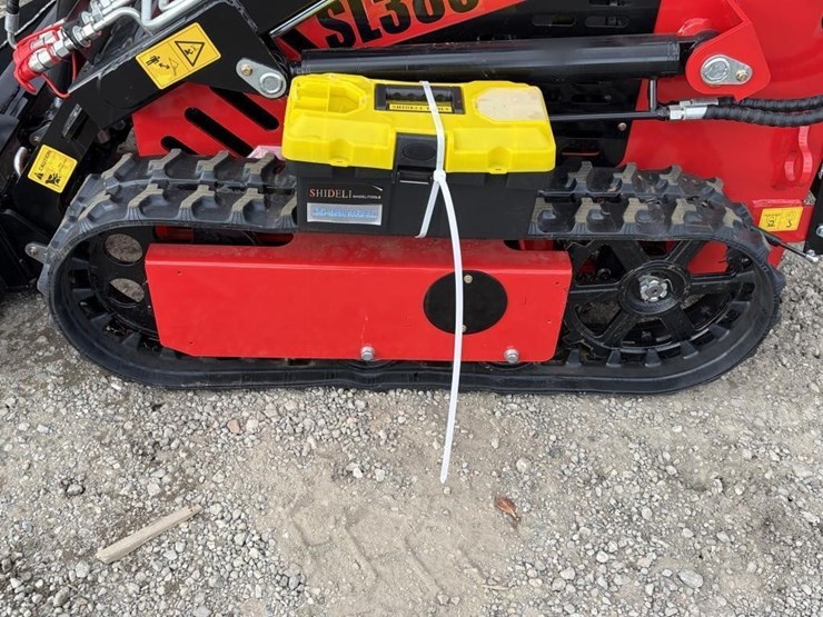 2025-sdlool-sl380c-skid-steer-loader-image-8