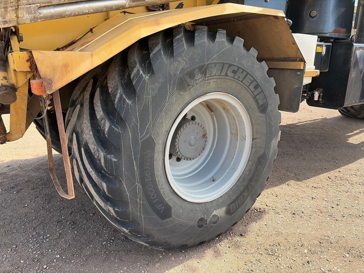 2016-agco-terragator-9300-image-49