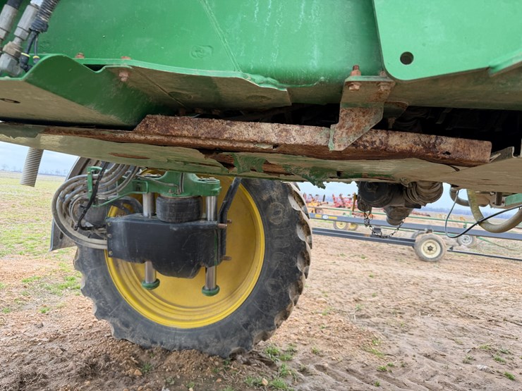 2015-john-deere-r4030-image-60