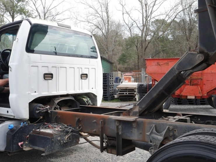 2015-ford-f750-xlt-image-23