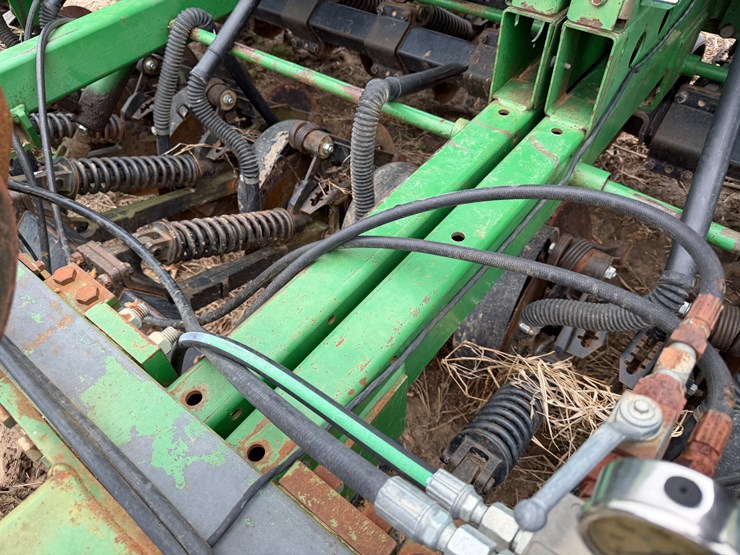 john-deere-1560-image-76