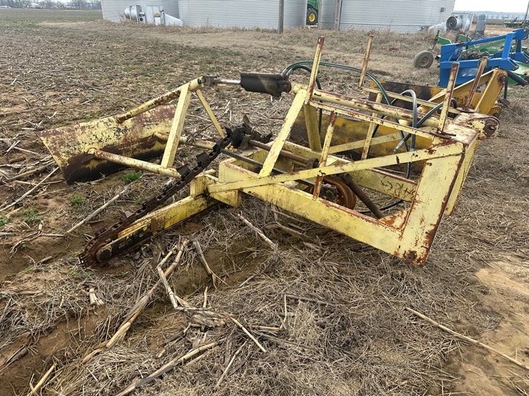 #38727-•-levee-trencher-image-2