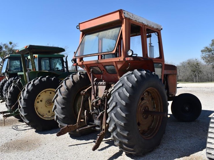 mf-1105-tractor-(serial-#-9b56599)-(showing-appx-5,407-hours,-up-to-the-buy-image-4