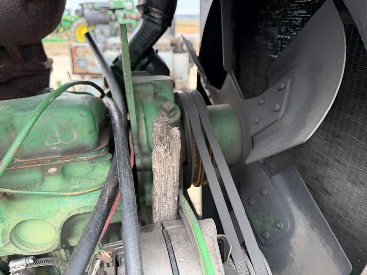 john-deere-4045t-image-22