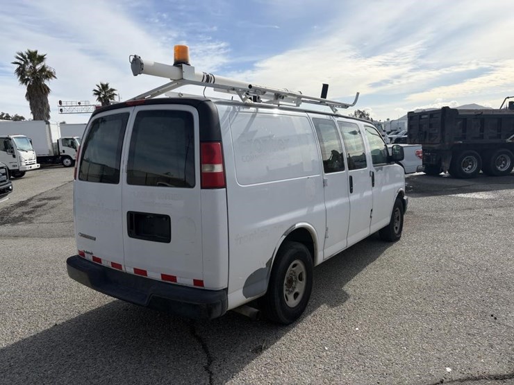 2007-chevrolet-2500-image-3