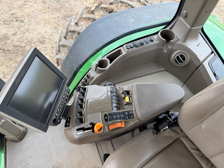 2022-john-deere-8r-280-image-65