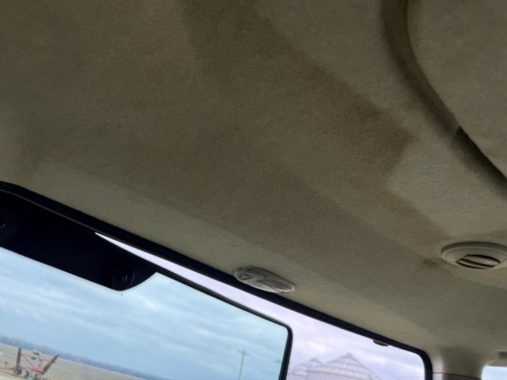 2015-john-deere-r4030-image-89