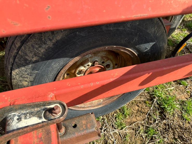 case-ih-4300-image-11