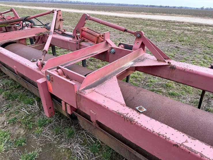 #38713-•-w&a-1726-8-row-38"-bedder-roller-image-15