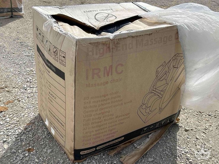 2025-irmc-8d-massage-chair-image-1