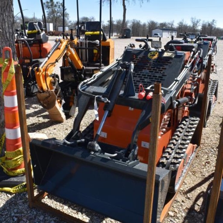 ATS-T460 MINI SKID STEER (SERIAL # 2510303A0359)