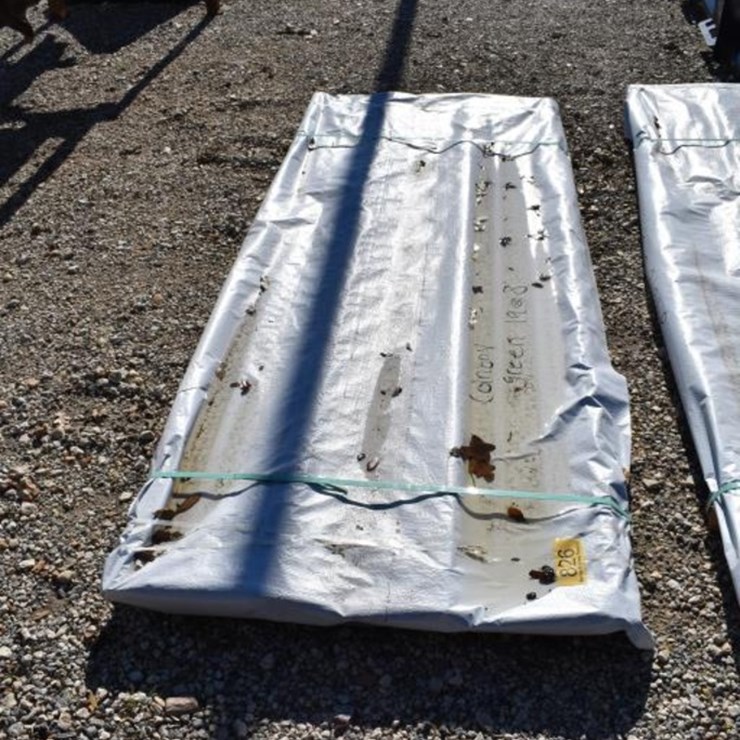 19 - 8' COLONY GREEN R-PANELS