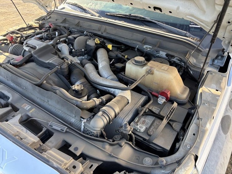 2014-ford-f550-image-7