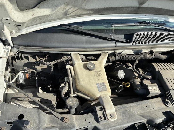 2008-chevrolet-express-3500-image-8