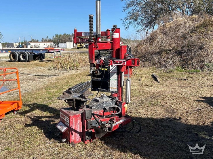 coats-90x-ah-l-tire-changer-machine-image-1