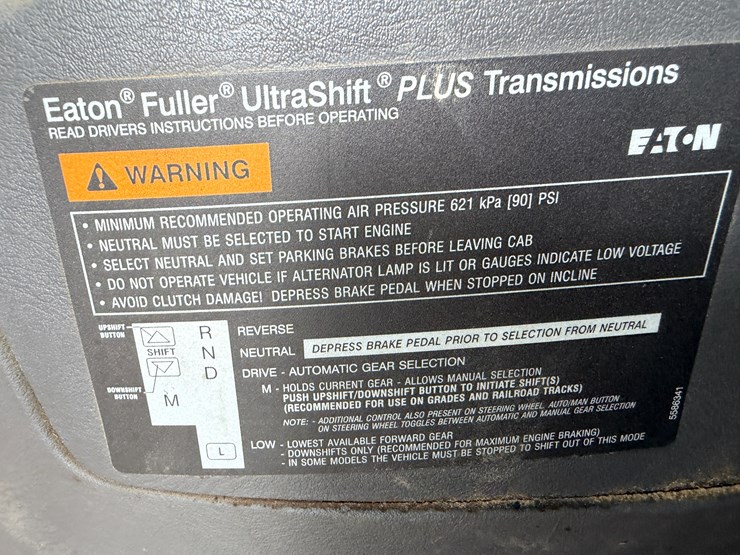 2016-international-prostar-image-72