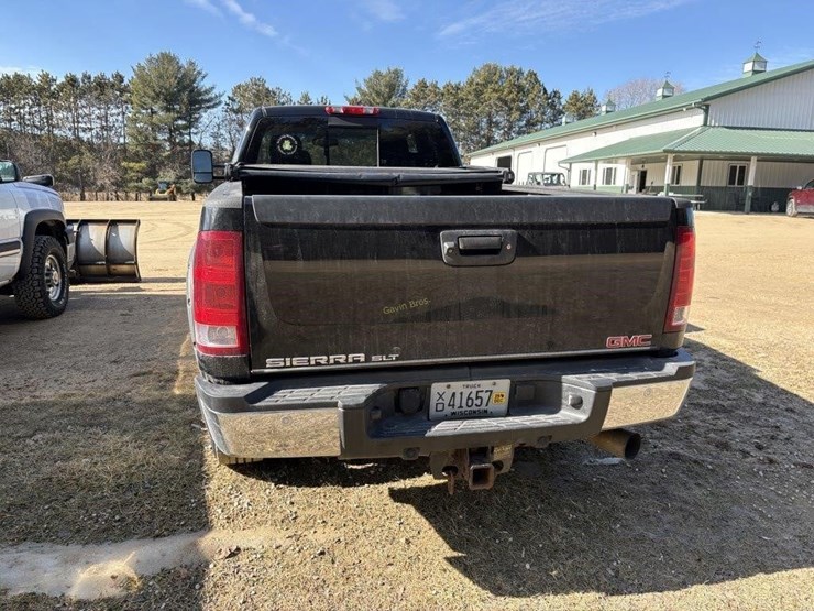 2012-gmc-sierra-2500-image-5