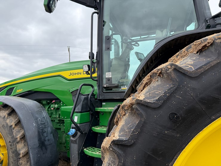 2022-john-deere-8r-280-image-35
