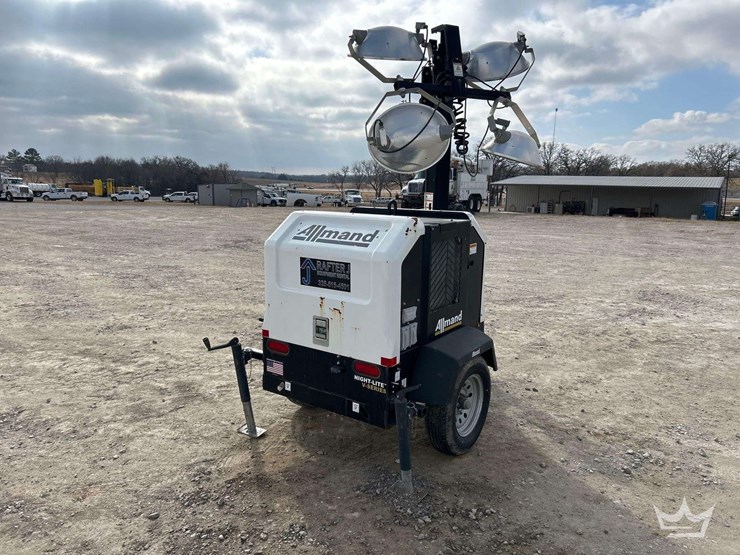 2019-allmand-bros-night-lite-v-series-image-3