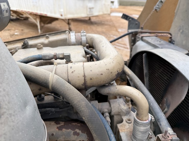 1990-international-9400-image-54