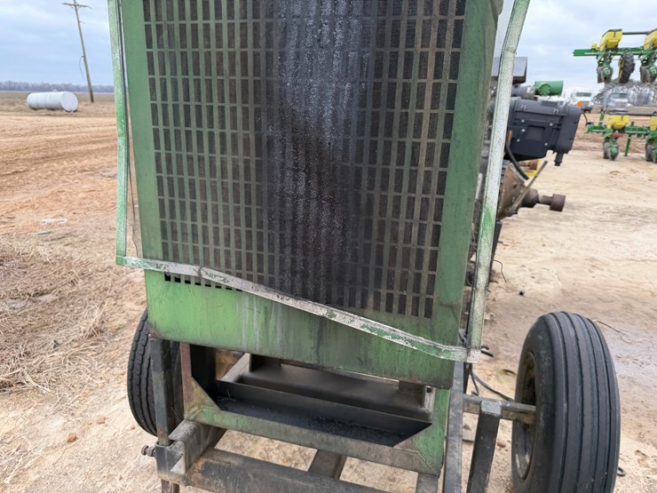 john-deere-4045t-image-10