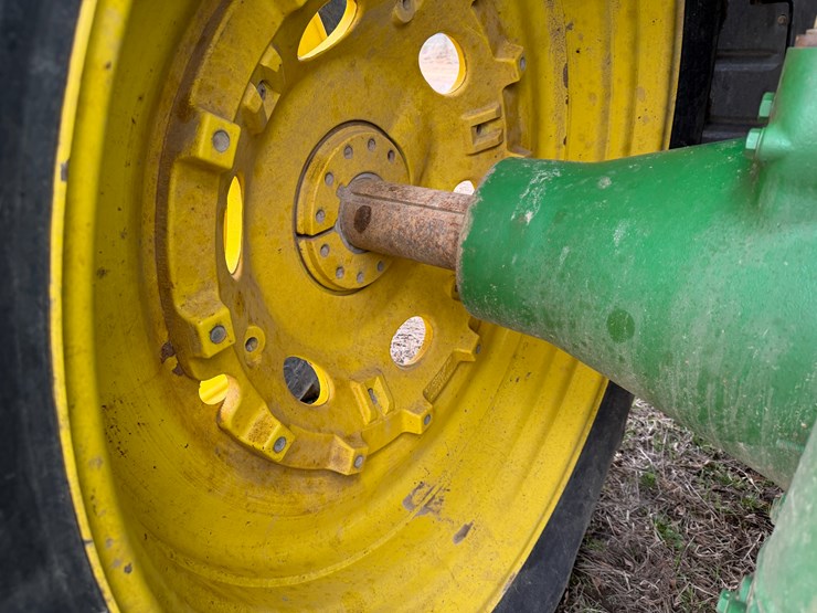 #38653-•-2017-john-deere-8270r-mfwd-tractor-image-14