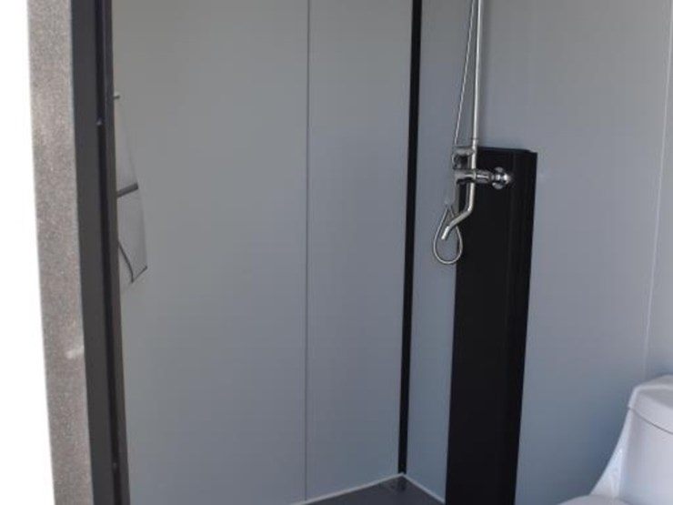 portable-toilet-and-shower-image-6