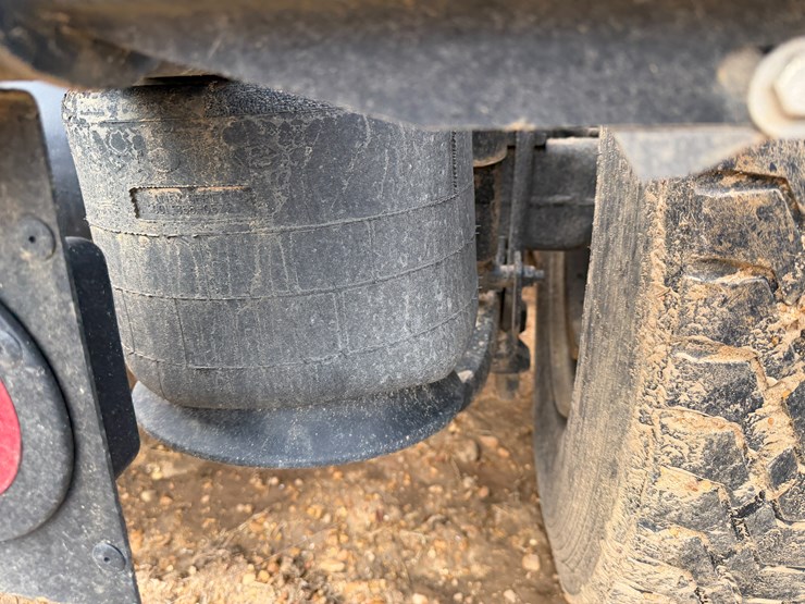 2016-international-prostar-image-13