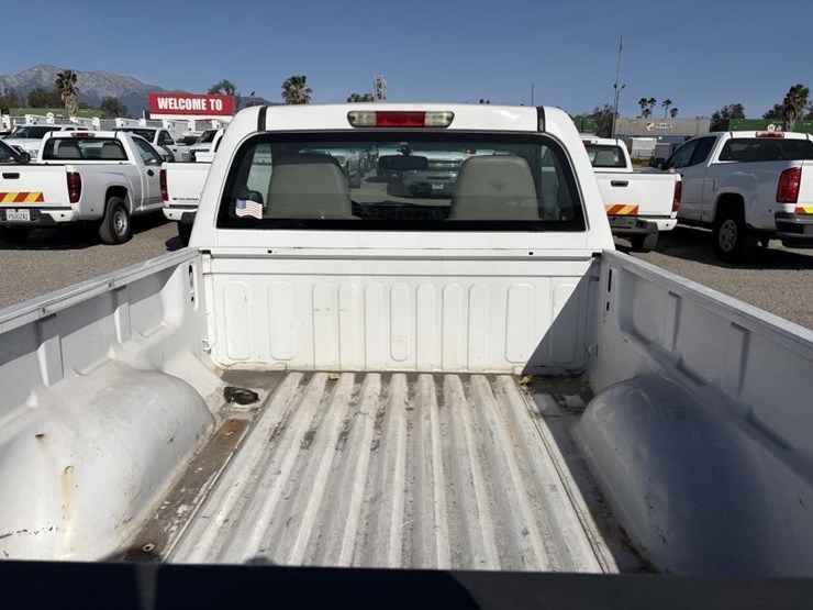 2011-chevrolet-colorado-image-21