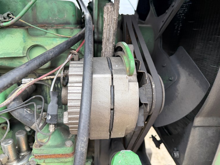 john-deere-4045t-image-21