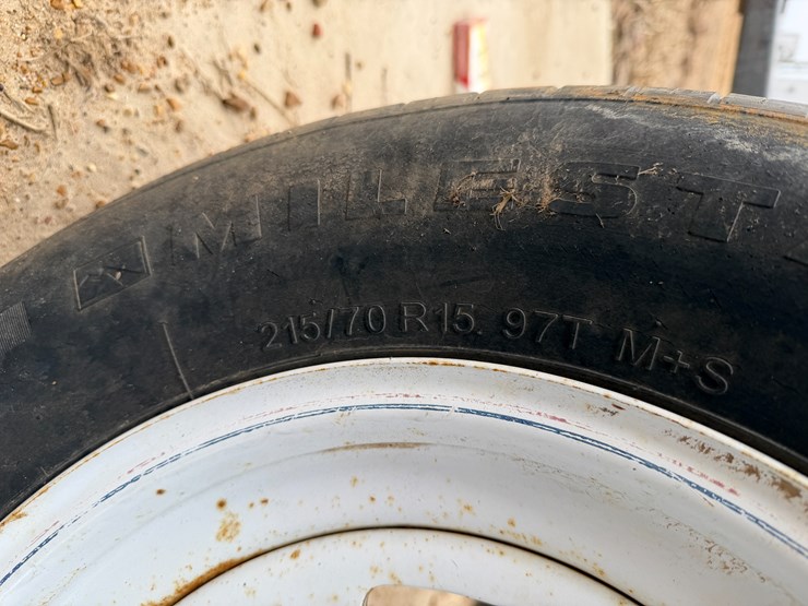 john-deere-4045t-image-5