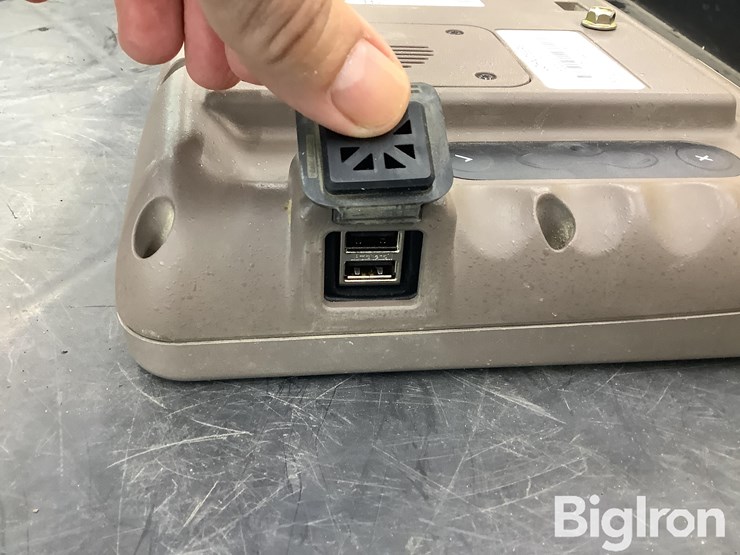 2018-john-deere-greenstar-3-image-5