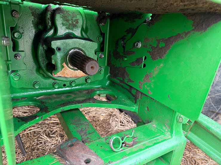 2017-john-deere-8270r-image-24