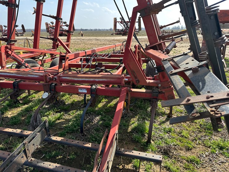 case-ih-4300-image-19