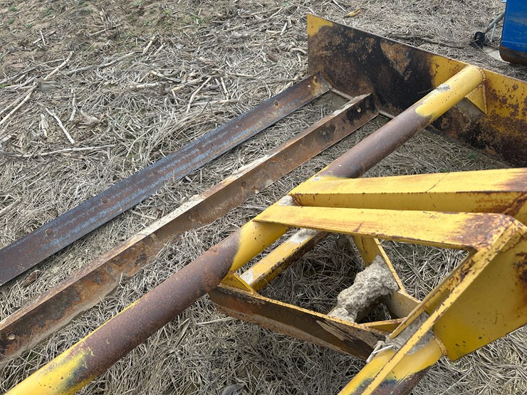 #38728-•-8'-levee-smother-image-14