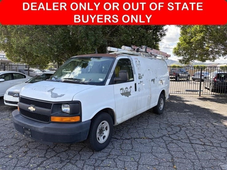 2007-chevrolet-express-2500-image-1