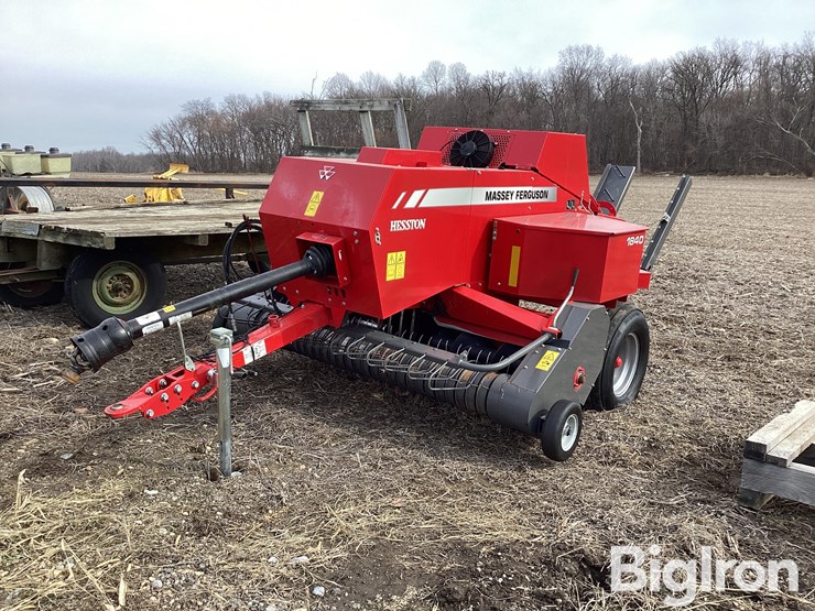 2016-massey-ferguson-1840-image-3