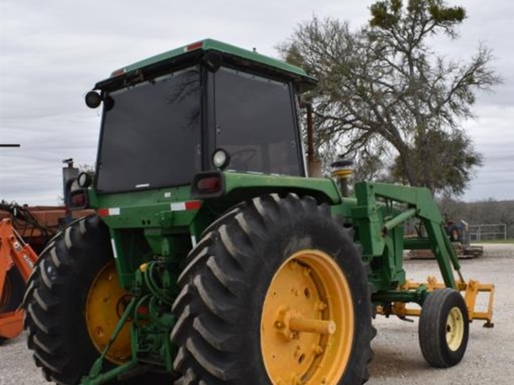 john-deere-4230-image-8