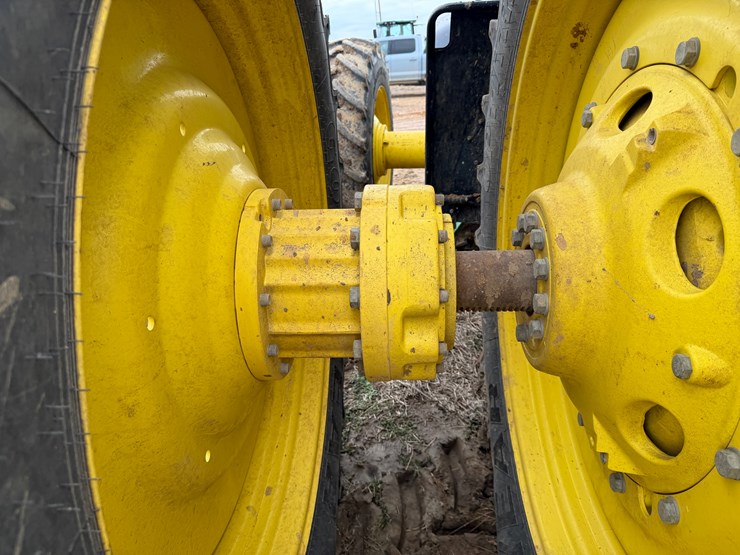 2022-john-deere-8r-280-image-16