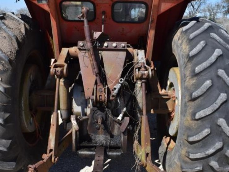 mf-1105-tractor-(serial-#-9b56599)-(showing-appx-5,407-hours,-up-to-the-buy-image-5