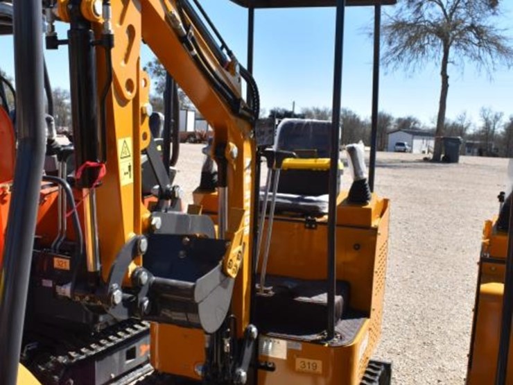 ats-rt15r-mini-excavator-(serial-#-25121628)-image-1